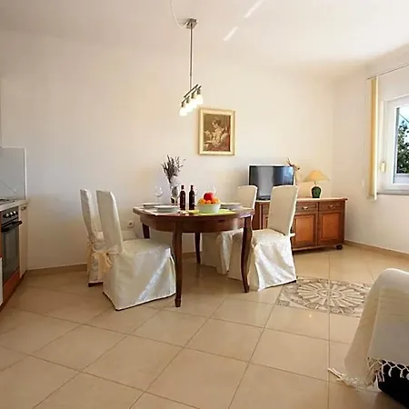 Ljiljanka 3 מלון