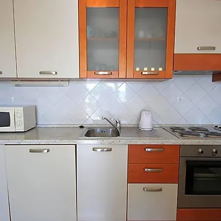 Ljiljanka 3 מלון 3*